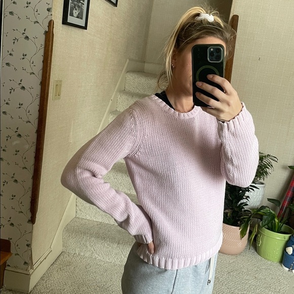 GAP Women's Light Pink Crew Neck Knit Sweater - Picture 9 of 10